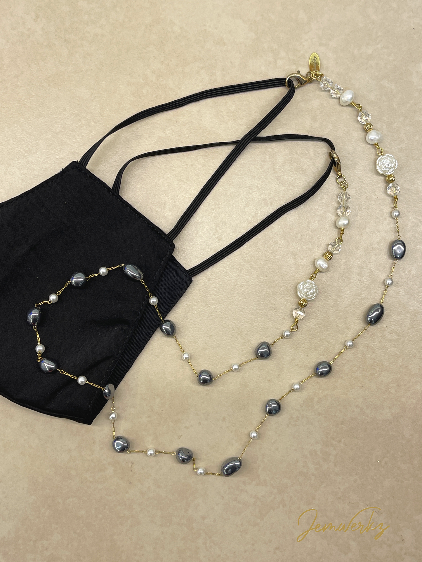 HARRIET - Hematite, Clear Quartz and Freshwater Pearls Mask chain