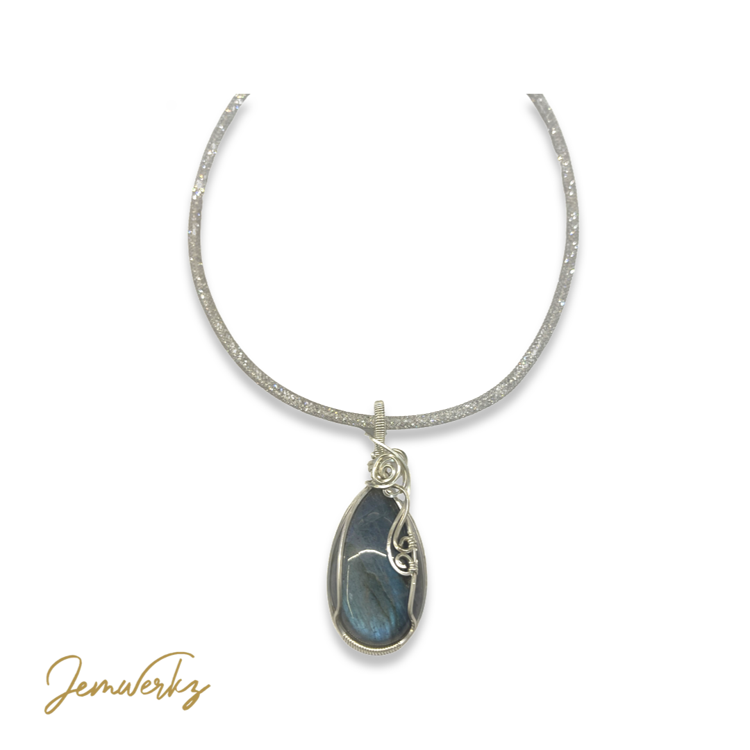 LENNOX - Labradorite Teardrop Wire-wrapped Pendant