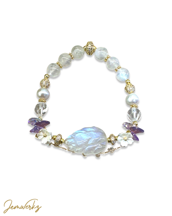 MADDOX FOX 1.1 - Moonstone 9-tailed Fox with Moonstone, Freshwater Pearls, Clear Quartz, Pearl Shell Flower and Swarovski Crystals Bracelet