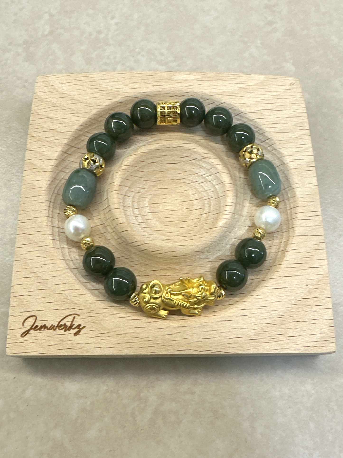 JORDANA GOLD 1.0 - 999 Pure Gold Pixiu with Jade Barrels, Jade, Freshwater Pearls and 916 Gold Spacers Bracelet