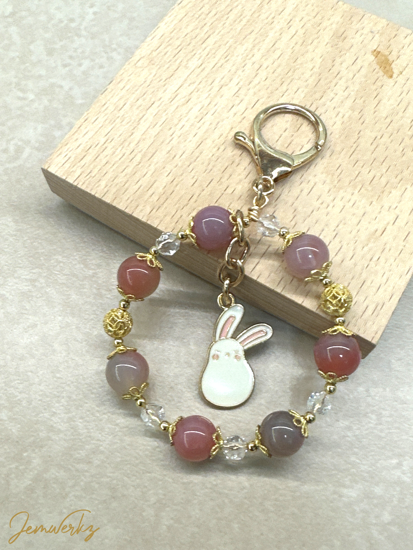 YESENIA - Yan Yuan Agate with Faceted Clear Quartz and Bunny Bag Charm