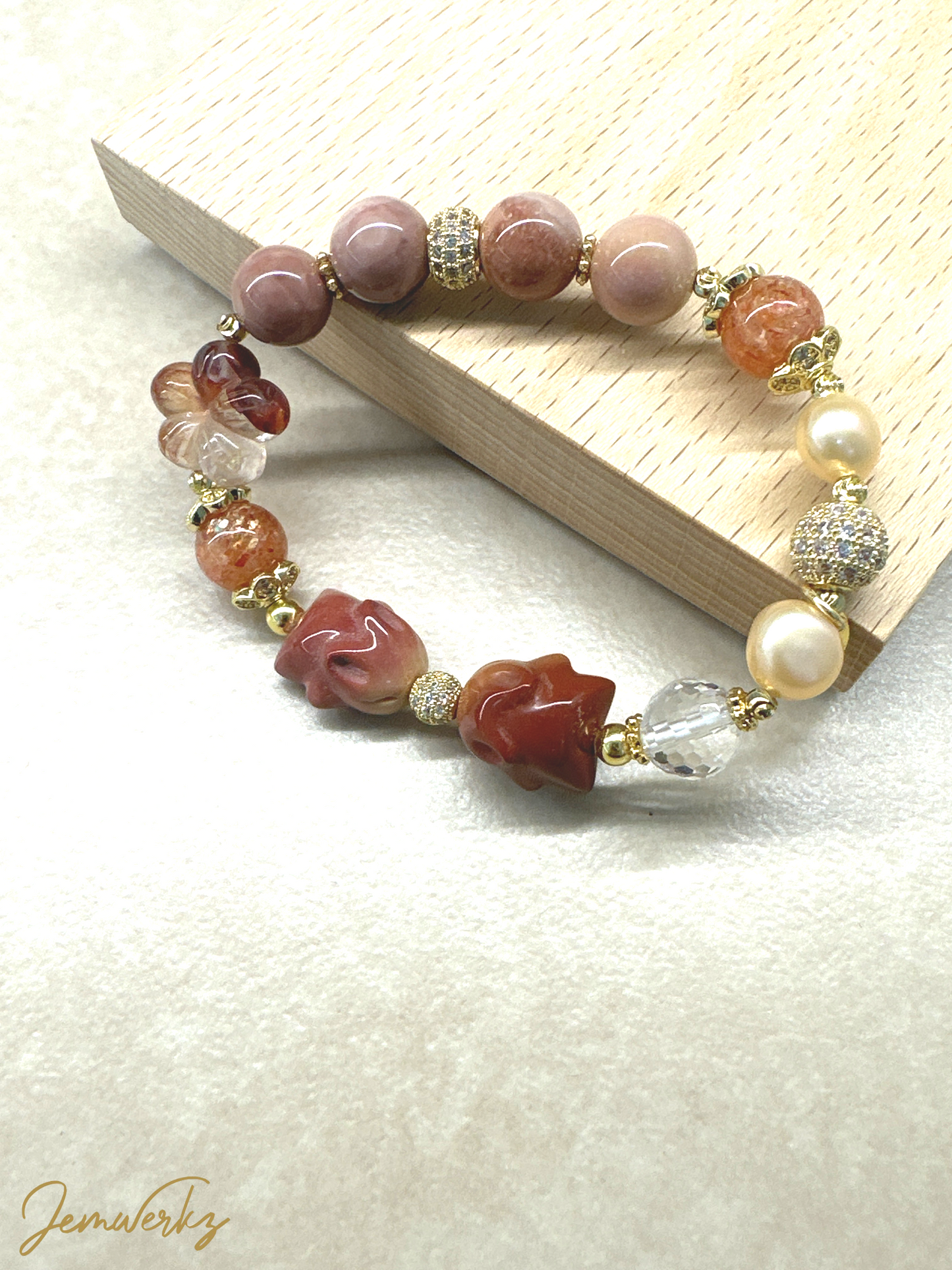 Load image into Gallery viewer, ALONNA - Alashan Agate Bunny Medley Bracelet
