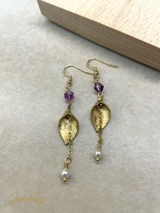 Load image into Gallery viewer, FIIA - Gold Leaf and Dangling Pearl Fluorite Earrings
