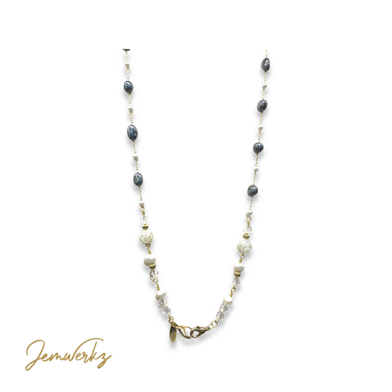 Load image into Gallery viewer, HARRIET - Hematite, Clear Quartz and Freshwater Pearls Mask chain
