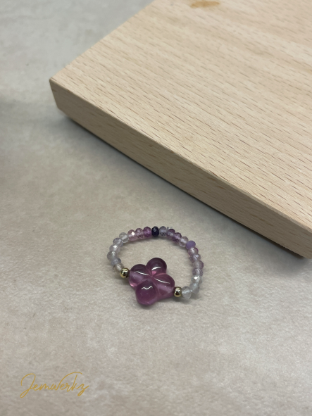 Load image into Gallery viewer, FANN - Fluorite Clover Ring
